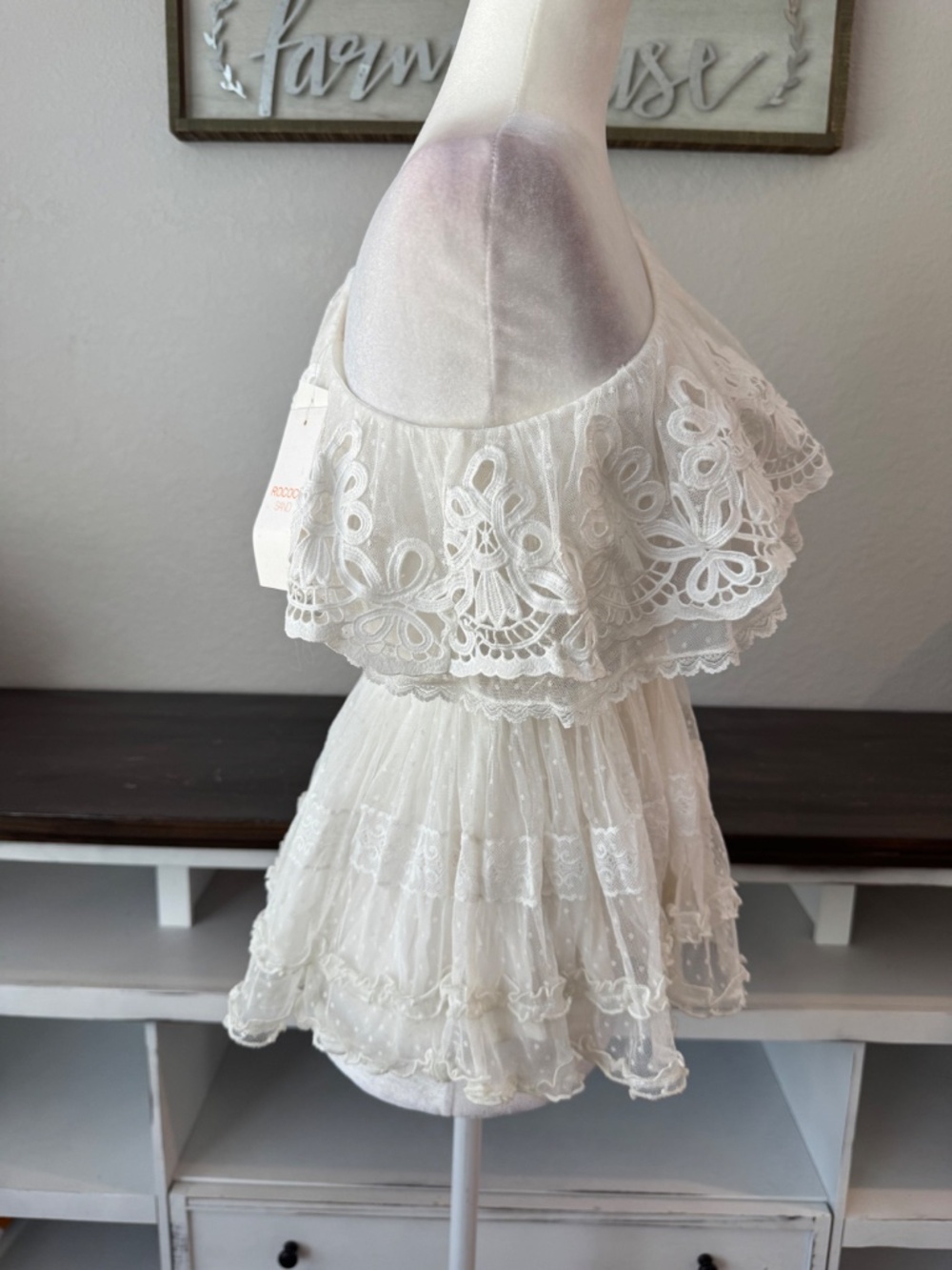 NWT Rococo Sand Ame Off White One Shoulder‎ Lace Ruffle Top Size S BB - Picture 2 of 8